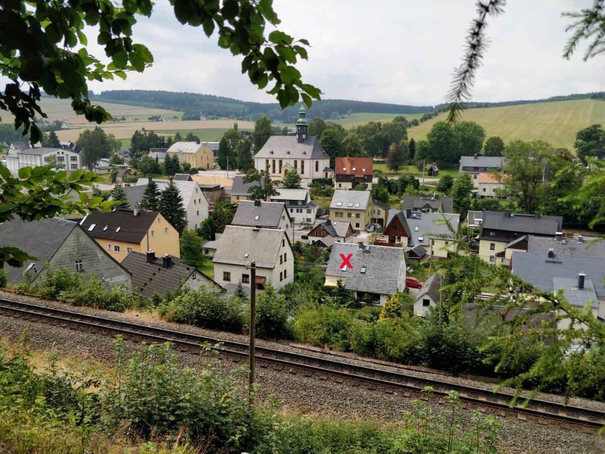 Ferienwohnung Bimmelbahn-Blick Neudorf  Exterior photo
